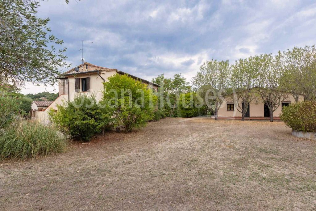 Property photo 2 of 29