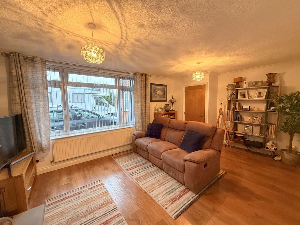 Property photo 3 of 30 Gallery