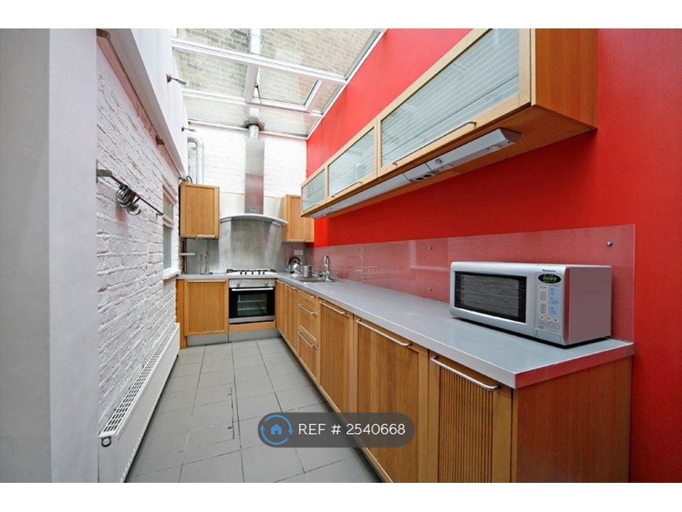 Property photo 1 of 5 Kitchen