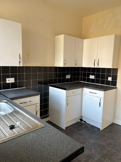 Property photo 2 of 11 Image92