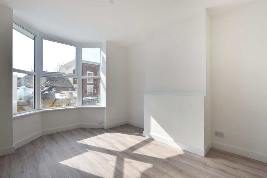 Property photo 2 of 9 Dsc_1669.Jpg