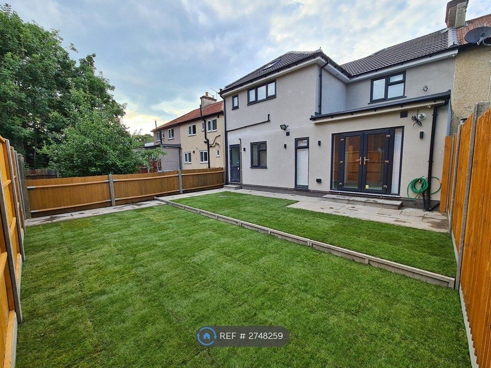 Property photo 1 of 17 Garden