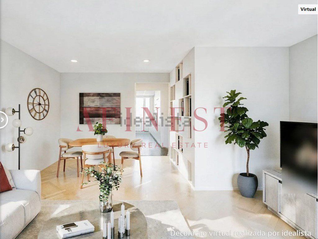 Property photo 2 of 42