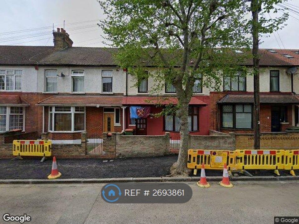 Property photo 1 of 18