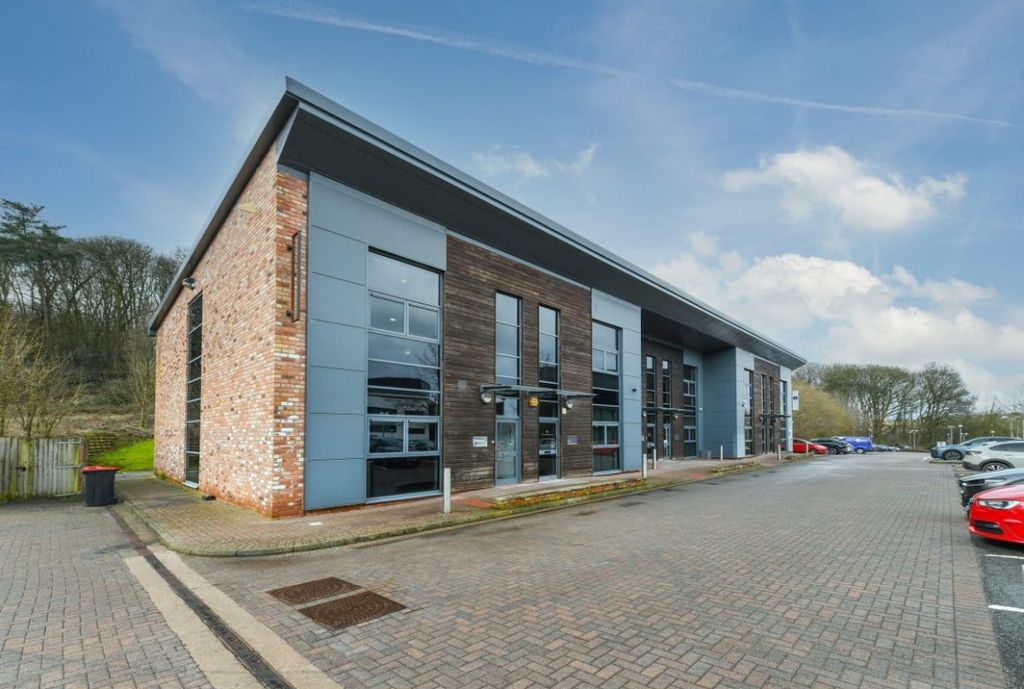 Property photo 3 of 12