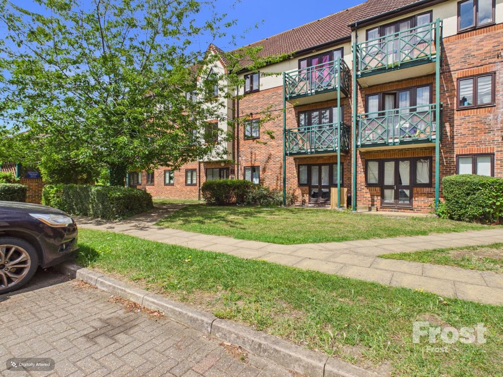 Property photo 1 of 7 Front