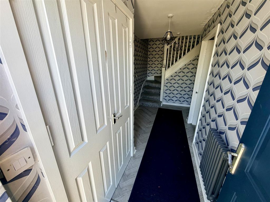 Property photo 2 of 16 Img_1527.Jpeg