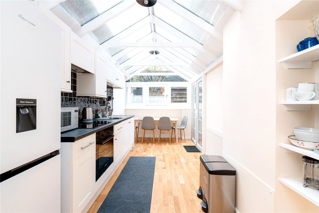 Property photo 1 of 10 Picture No. 05