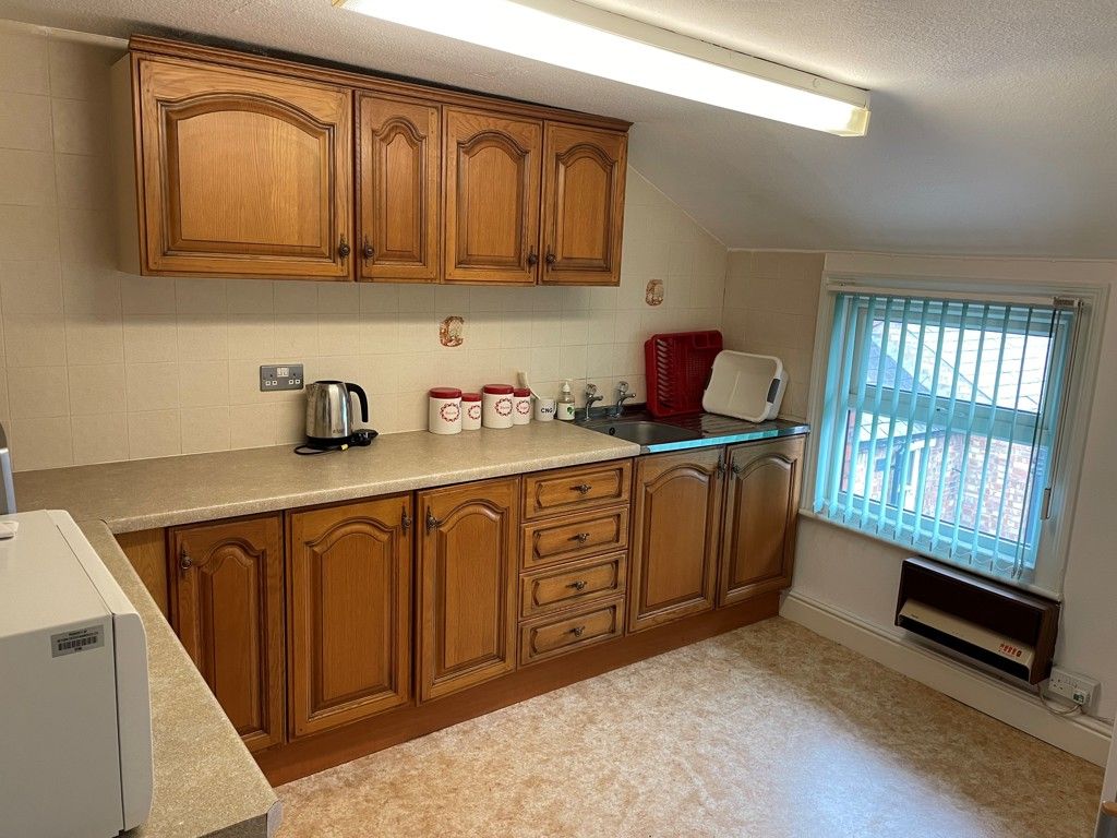 Property photo 2 of 10 Photo 6