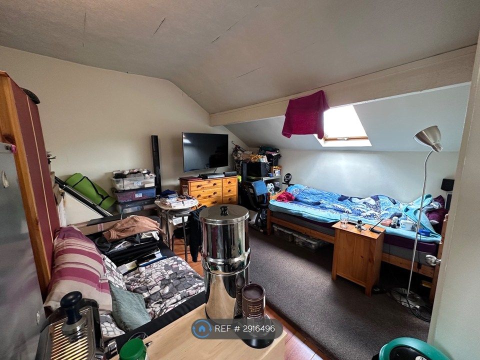 Property photo 3 of 5