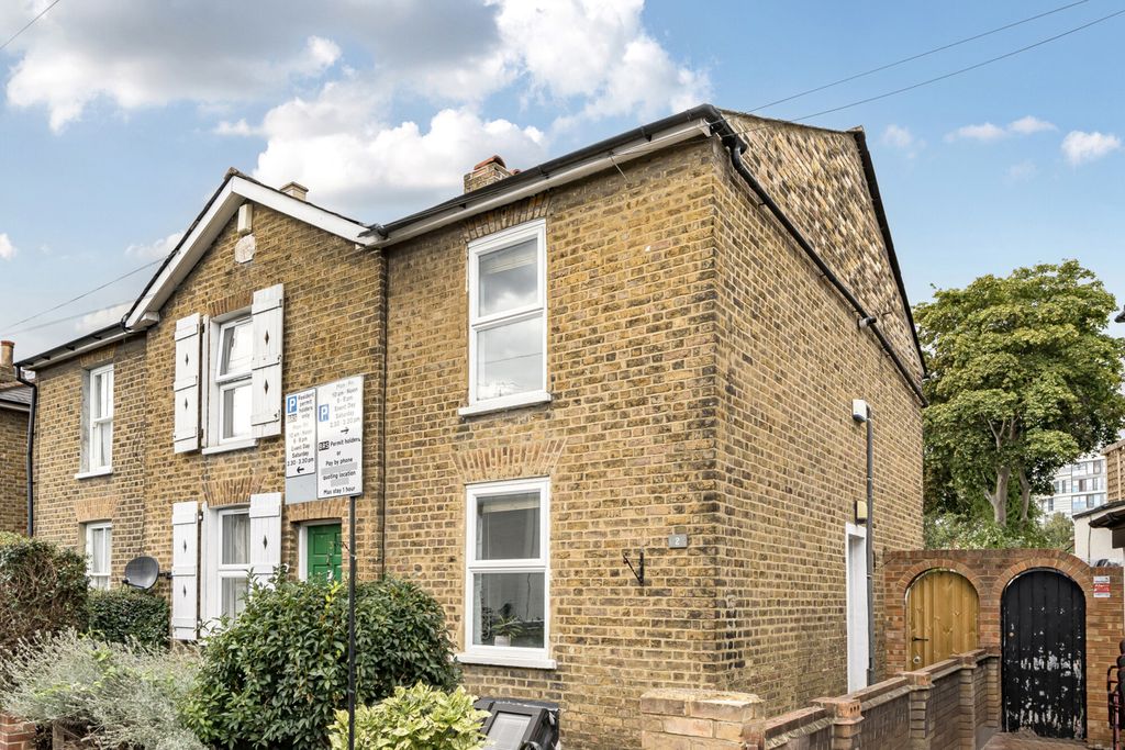 Property photo 1 of 21 4-1349753-1-68B99...