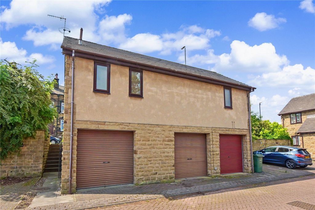 Property photo 1 of 14 Picture No. 17