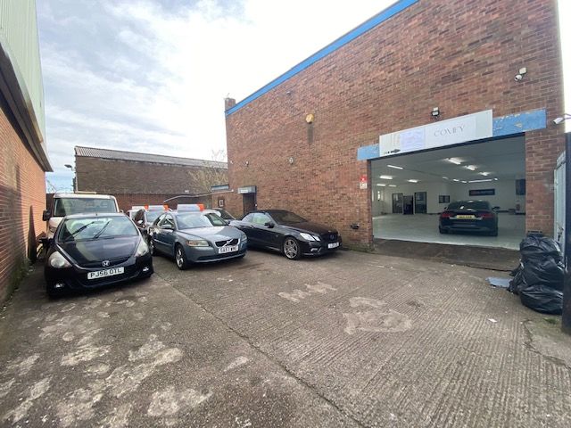 Property photo 2 of 5