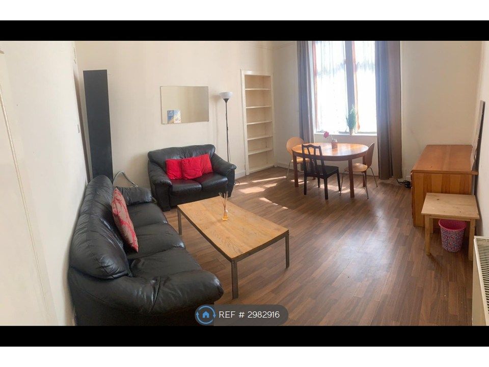 Property photo 1 of 9 Lounge
