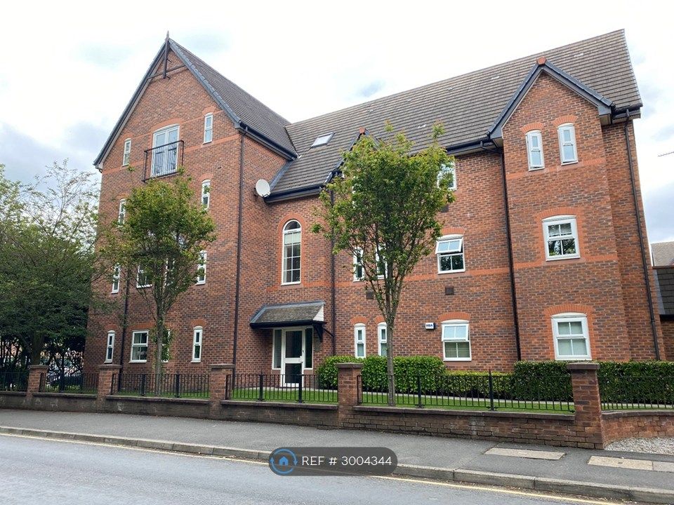 Property photo 1 of 14 Apartment Block - Front