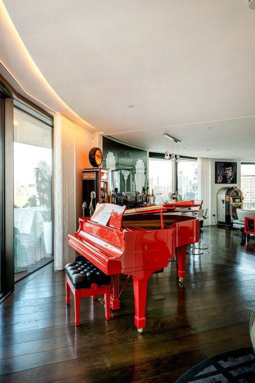 Riverwalk, Pimlico SW1P photo 5