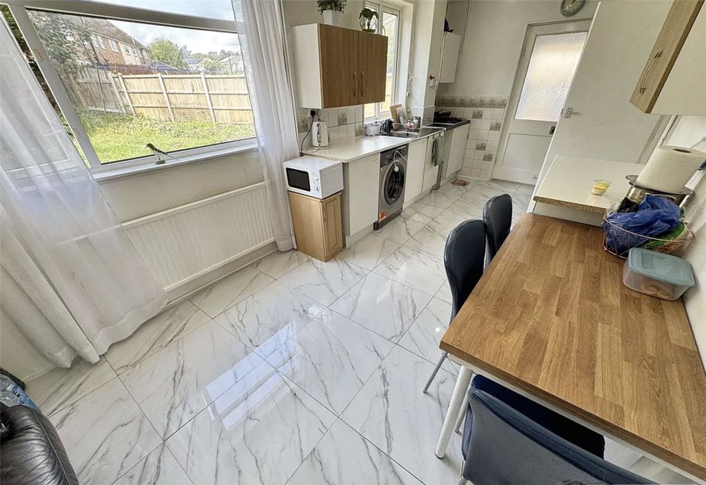 Property photo 3 of 11 Picture No. 04