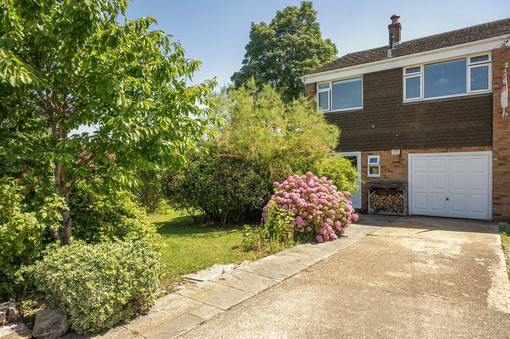 Property photo 1 of 20 21