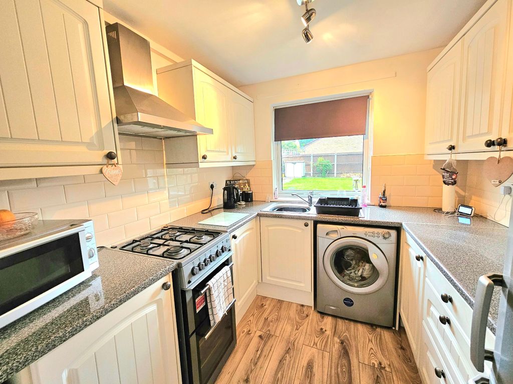 Property photo 3 of 13