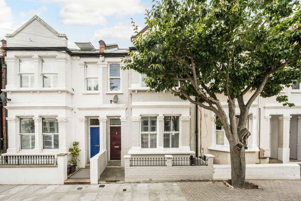 Property photo 1 of 7