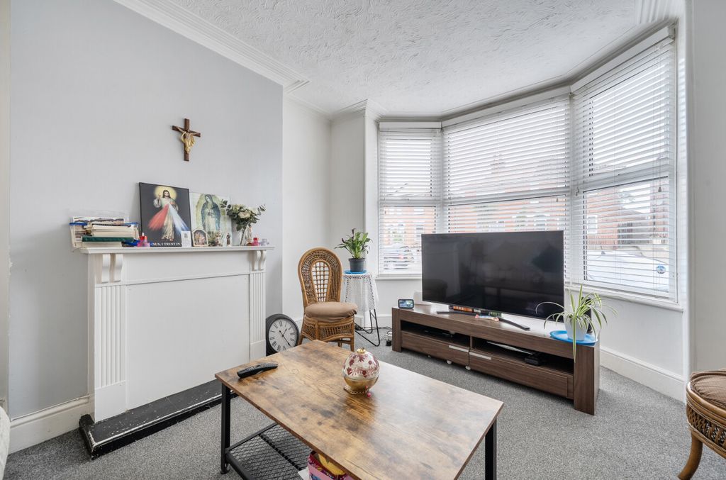 Property photo 3 of 12 1472887-1-6A2c069...