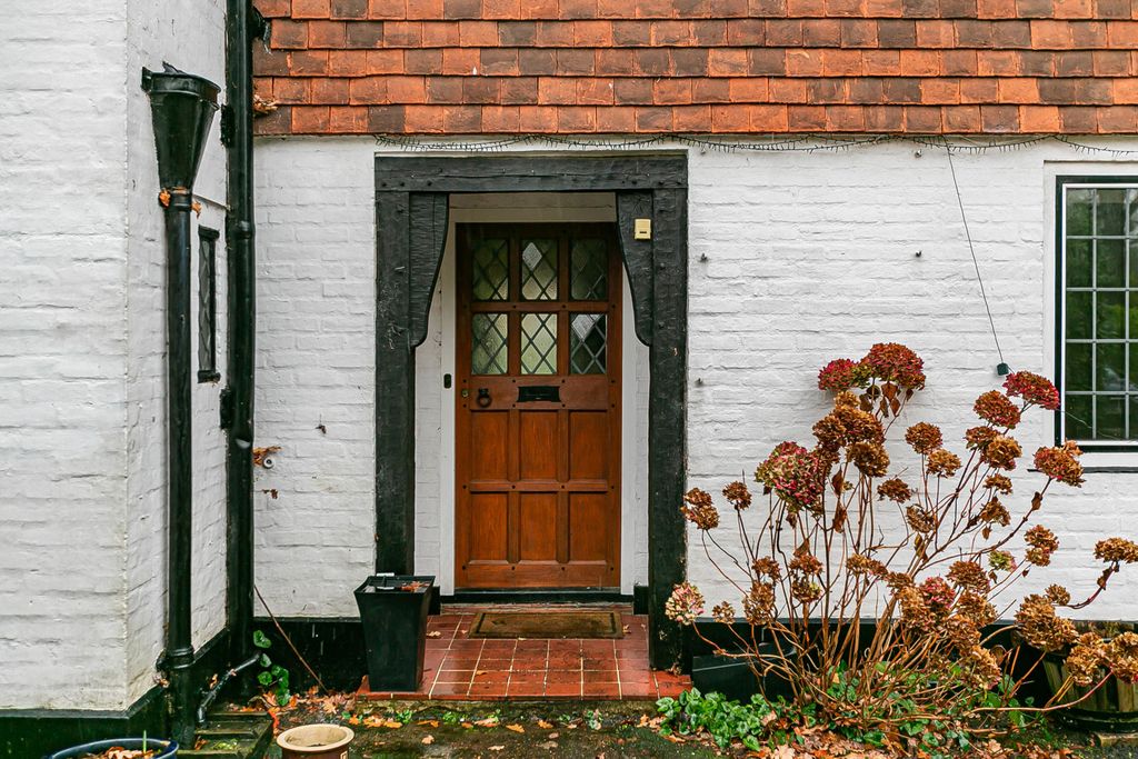 Property photo 2 of 41 Exterior