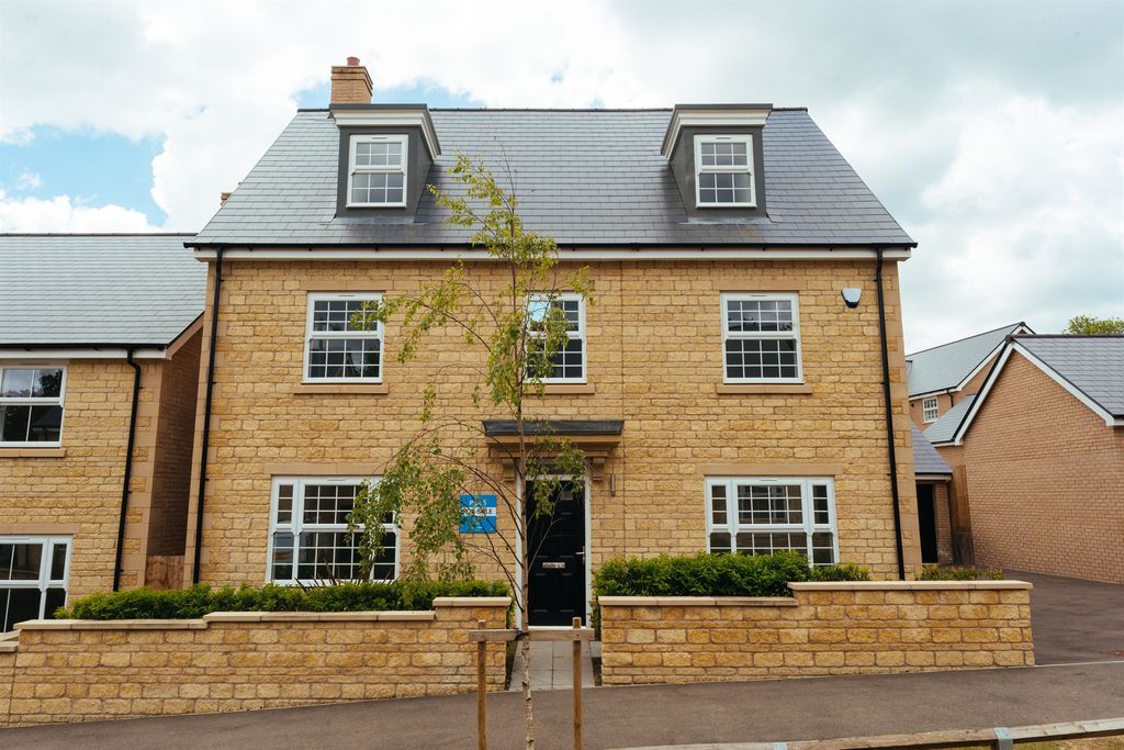 Property photo 1 of 14