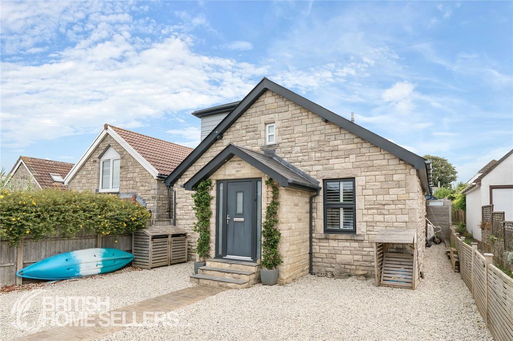 Property photo 3 of 24 Picture No. 04