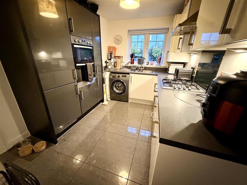 Property photo 3 of 18 Img_0260.Jpeg