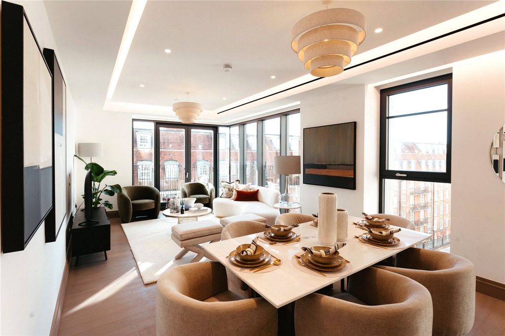 Property photo 3 of 12 Open Plan Living