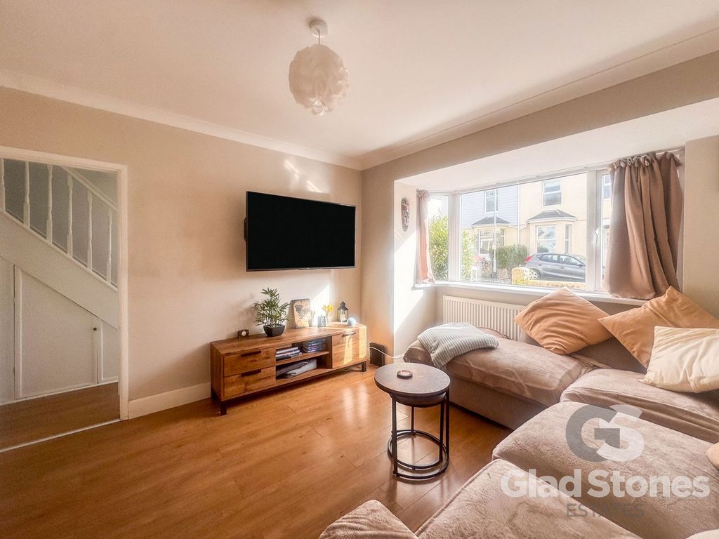 Property photo 3 of 22