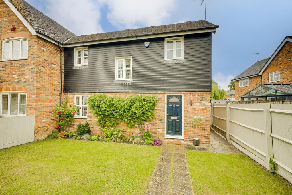 Property photo 1 of 25