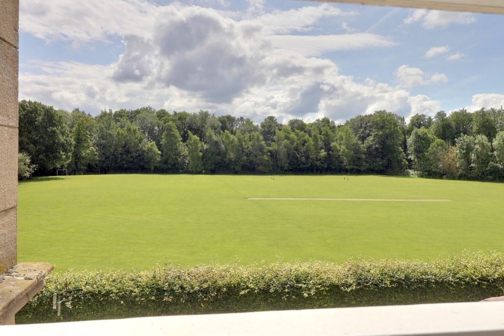 Property photo 3 of 19 Gorgeous Outlook Over The Cricket Field