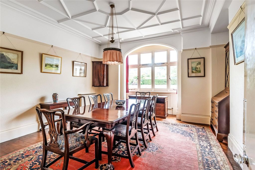Property photo 2 of 25 Dining Room
