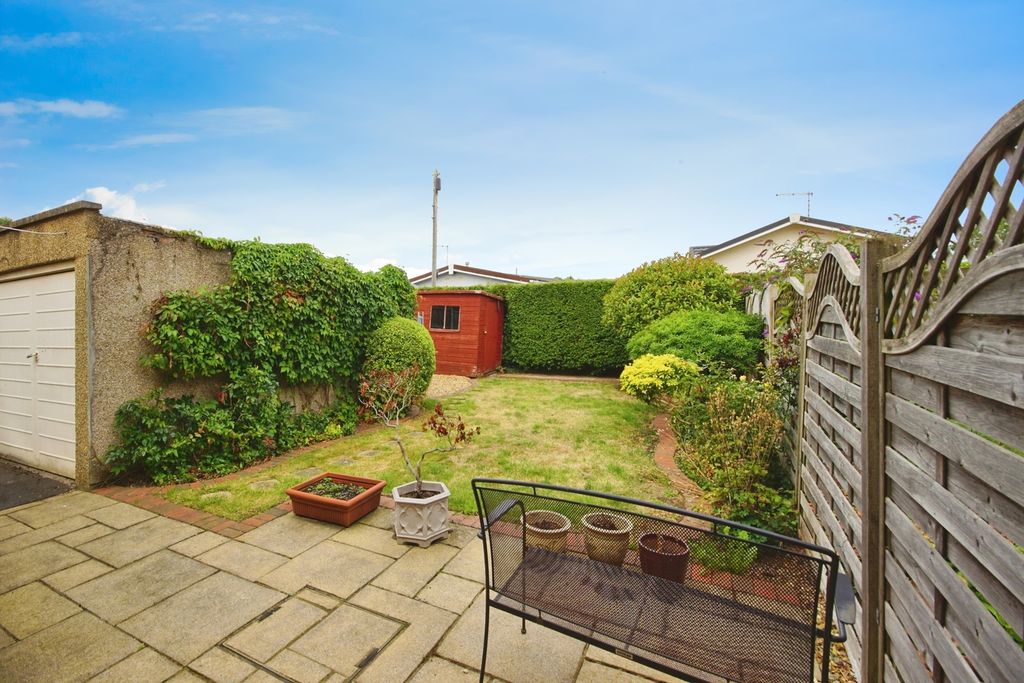 Property photo 3 of 17 Photo