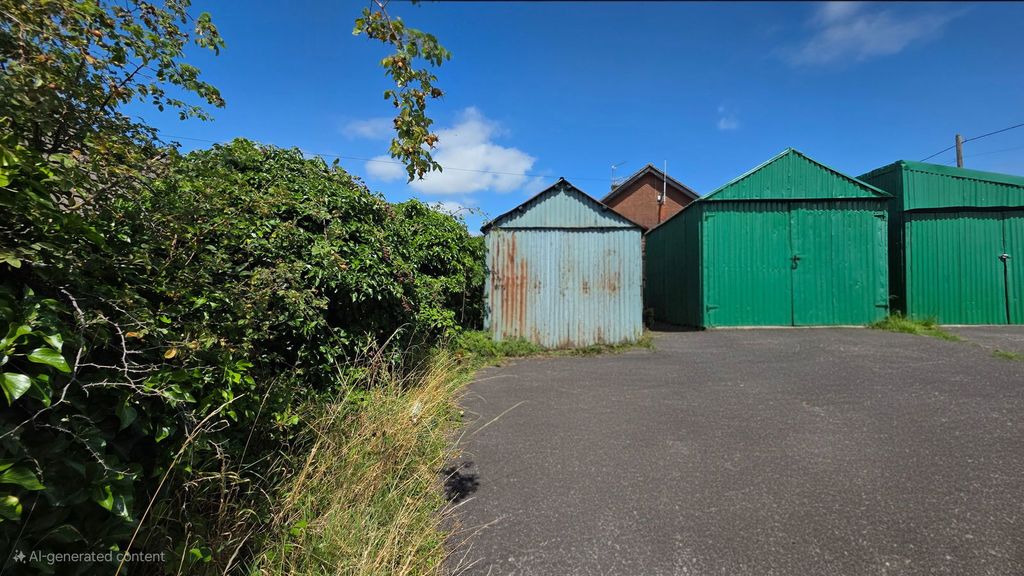 Property photo 2 of 24