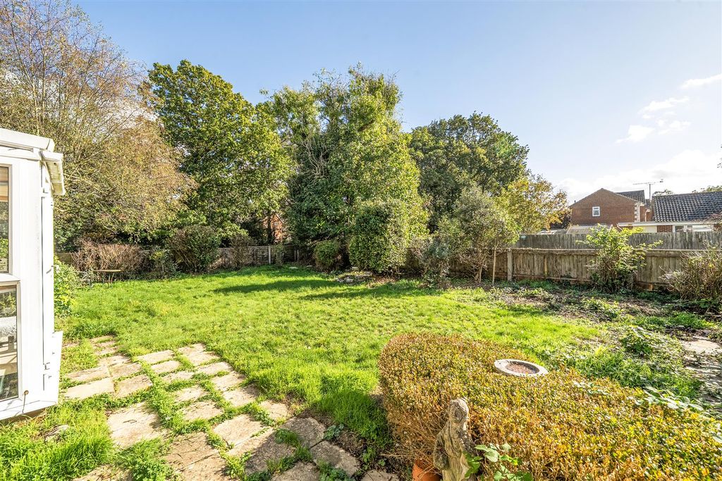 Property photo 2 of 14