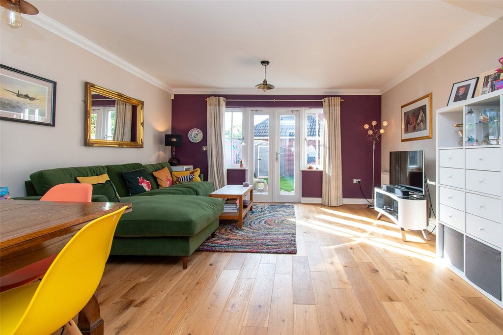 Property photo 2 of 19 Picture No. 06