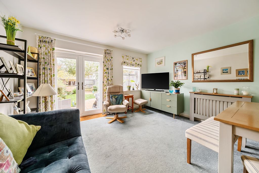 Property photo 3 of 15