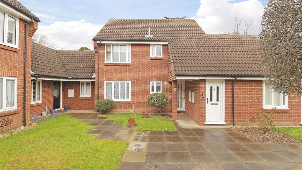 Property photo 1 of 7