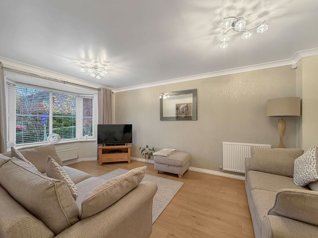 Property photo 2 of 35