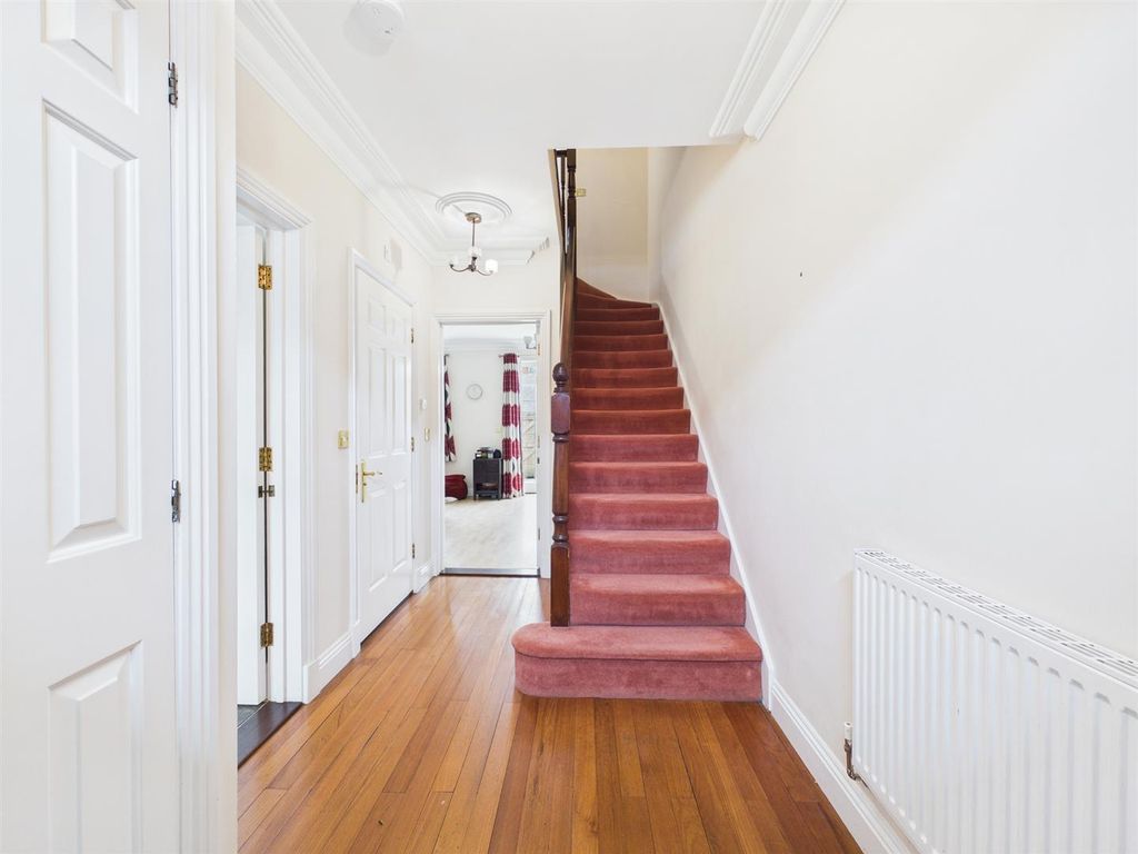 Property photo 2 of 18 Cam02885G0-Pr0598-Still002.Jpg