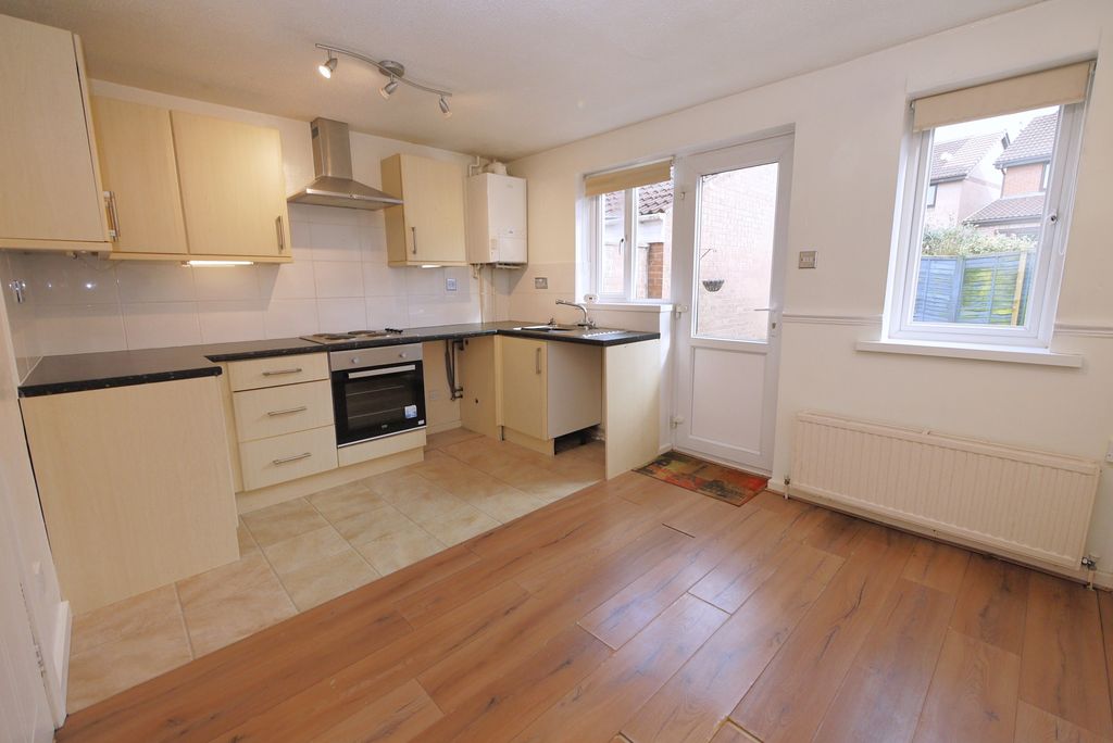 Property photo 2 of 18 5