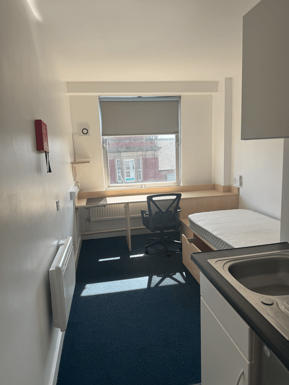 Property photo 1 of 8