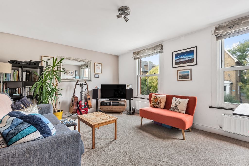Property photo 2 of 8 904581 (2)