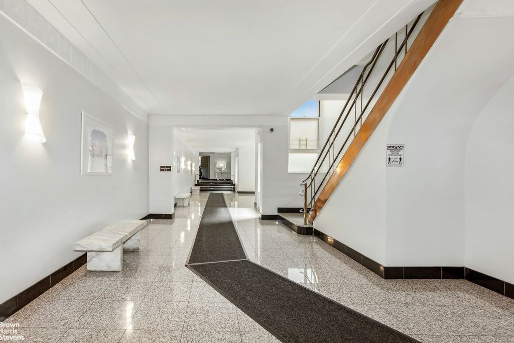 Property photo 3 of 11 <Alttext/>