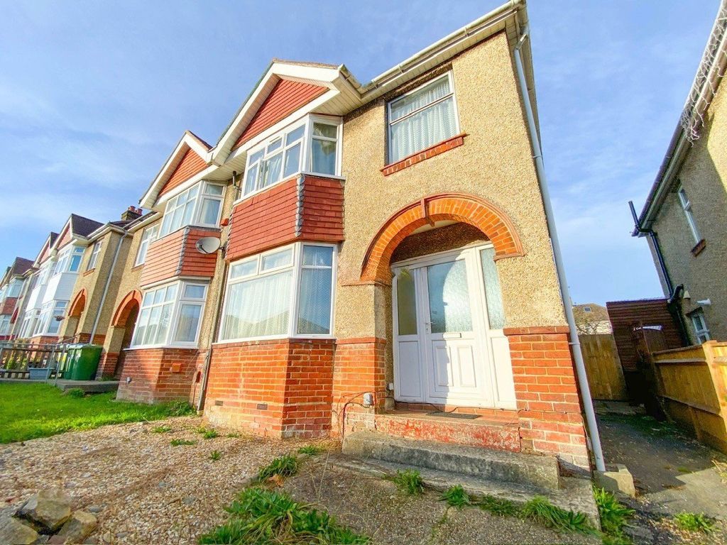 Property photo 1 of 8 Picture No. 10