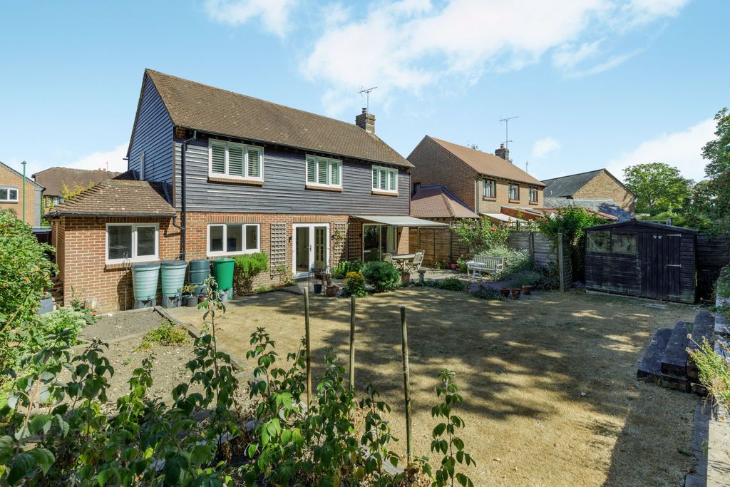 Property photo 2 of 17 Picture No. 05