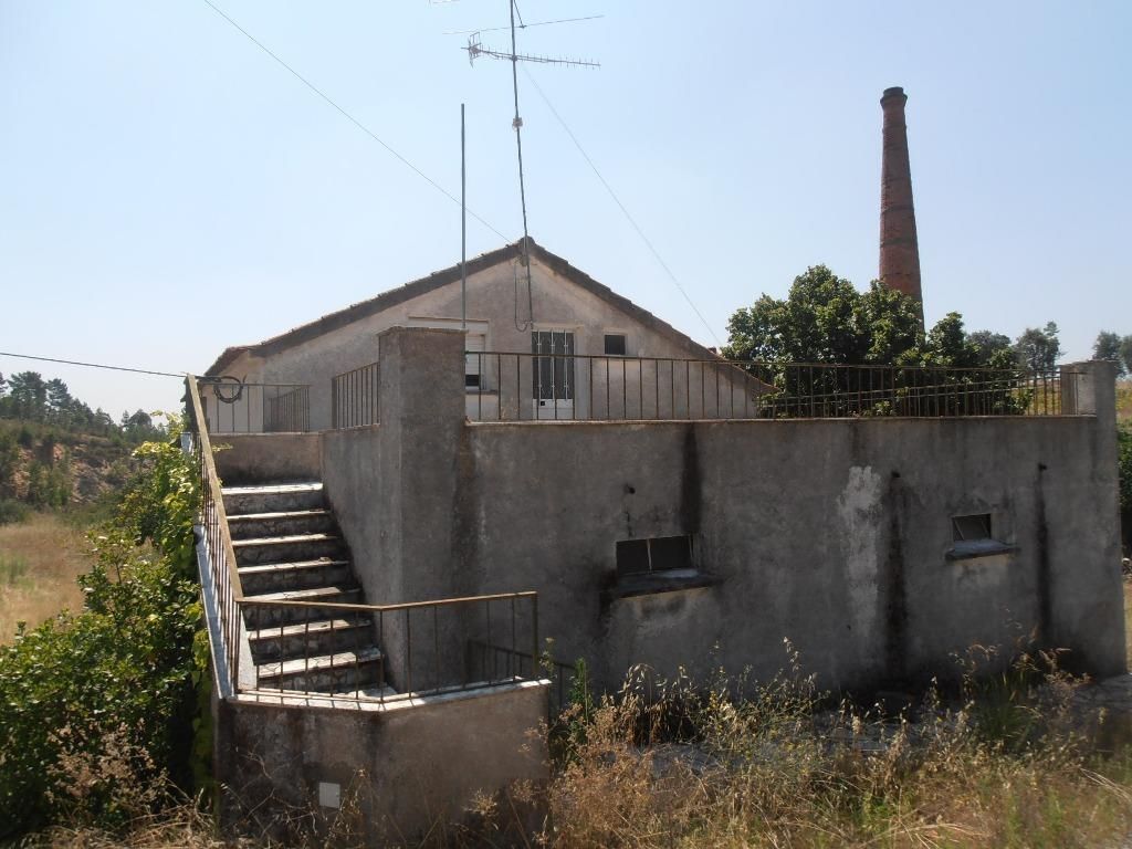 Property photo 2 of 20