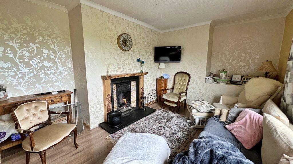 Property photo 3 of 19